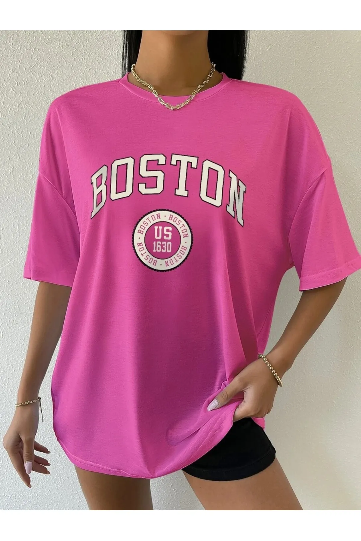 MOONBULL  Unisex-T-Shirt mit Boston-Aufdruck US-1630