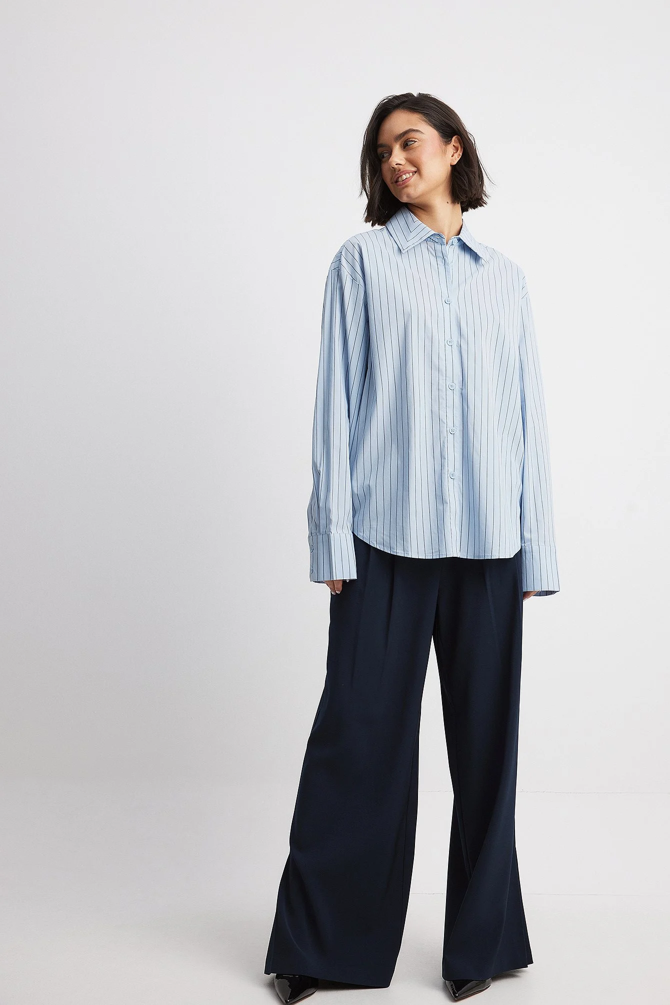 Gestreiftes Oversize-Baumwollhemd