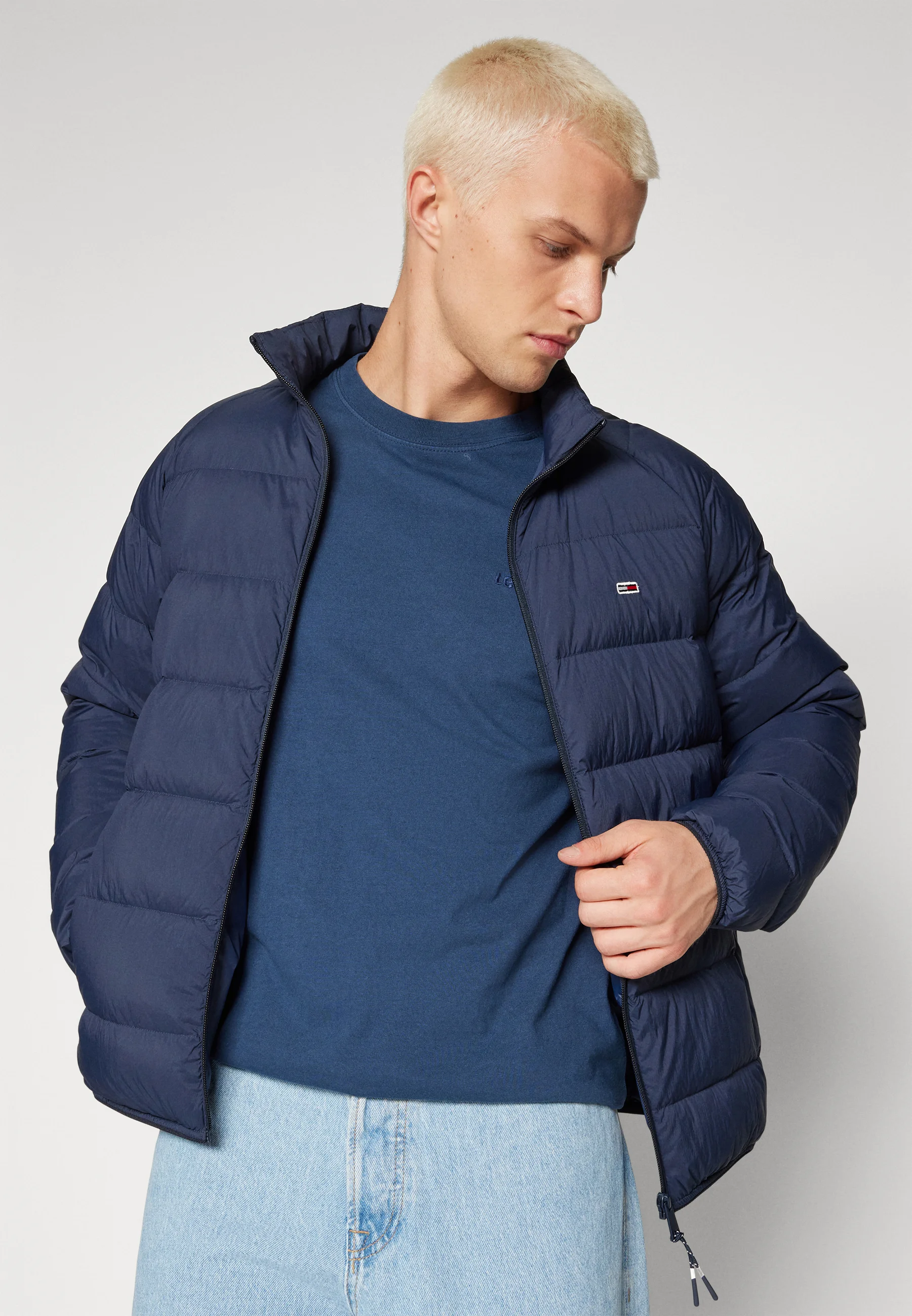 Chaqueta esencial Tommy Jeans - Chaqueta de plumas