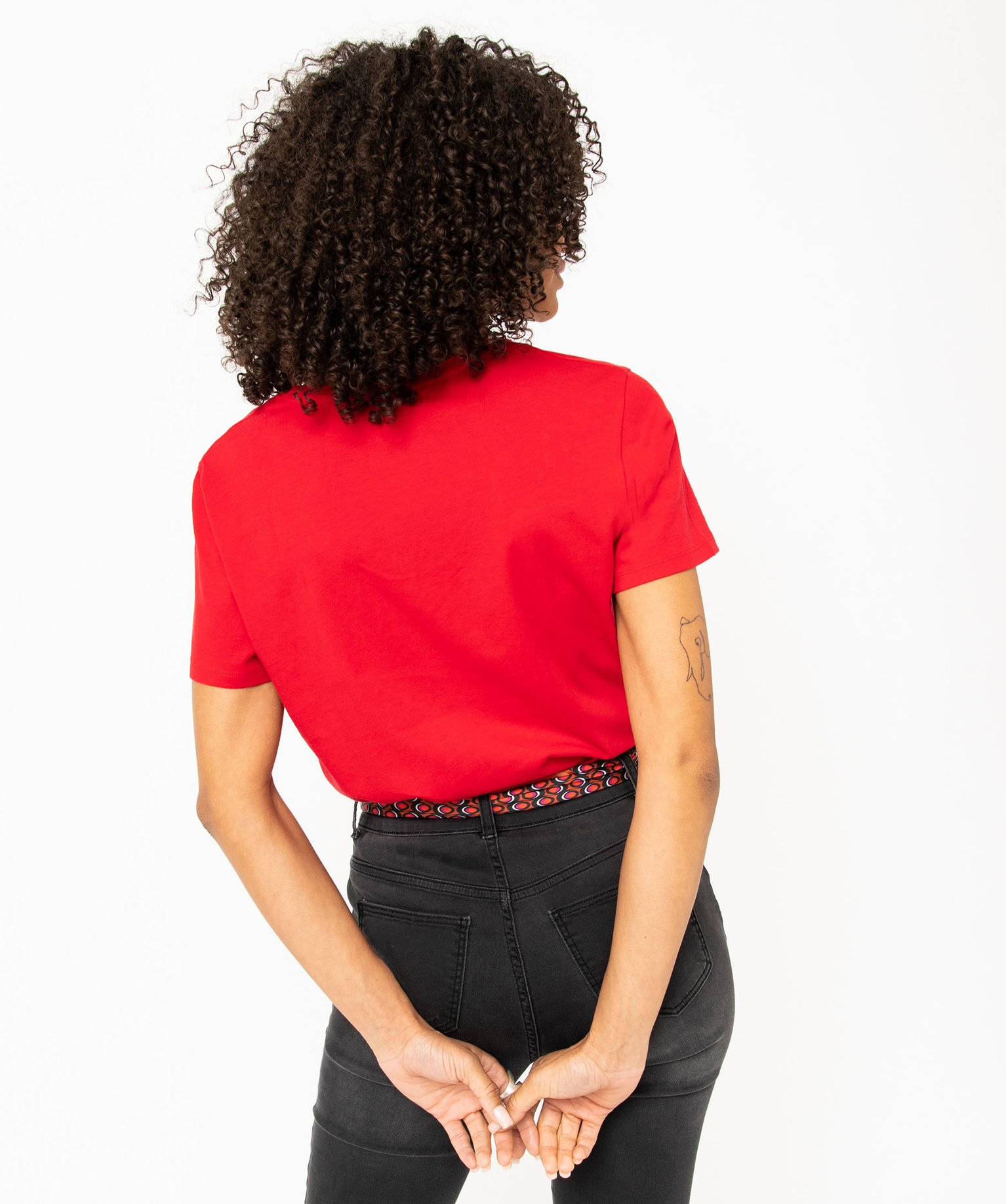Tee-shirt femme à manches courtes avec col V roulotté rouge | GEMO