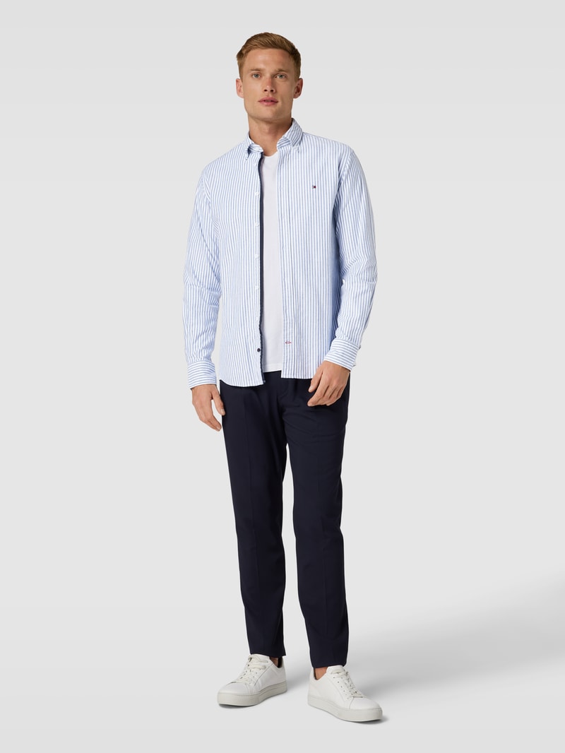 Regular Fit Business-Hemd mit Button-Down-Kragen in royalblau
