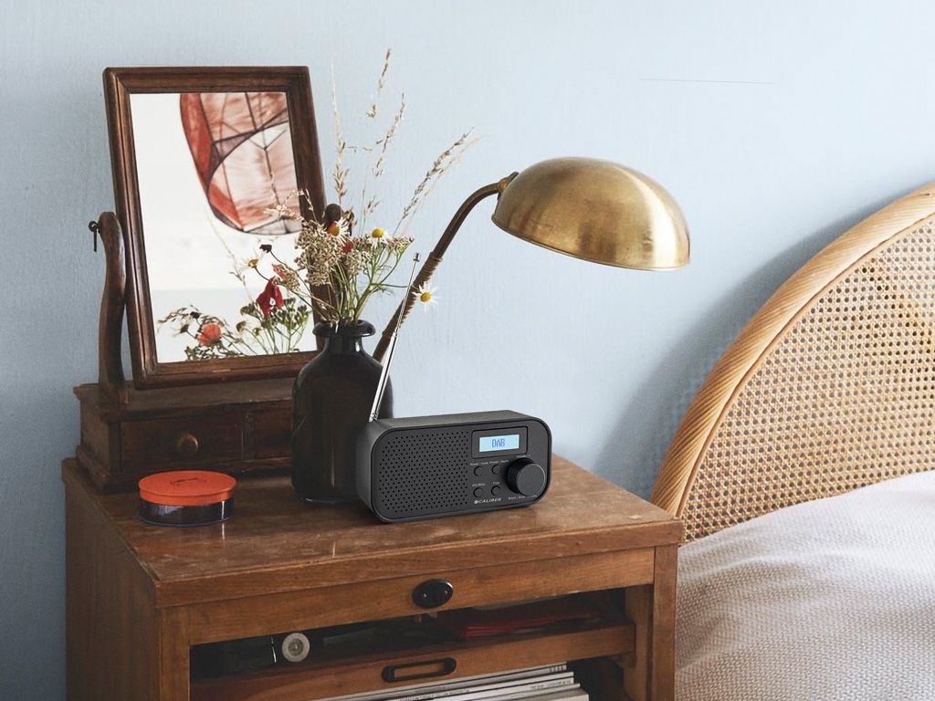 Caliber HPG319DAB Tragbares DAB+ Radio