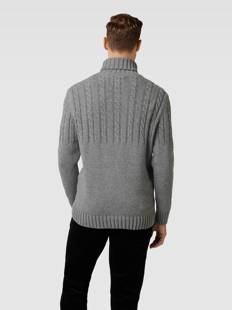 Strickpullover mit Zopfmuster in mittelgrau meliert