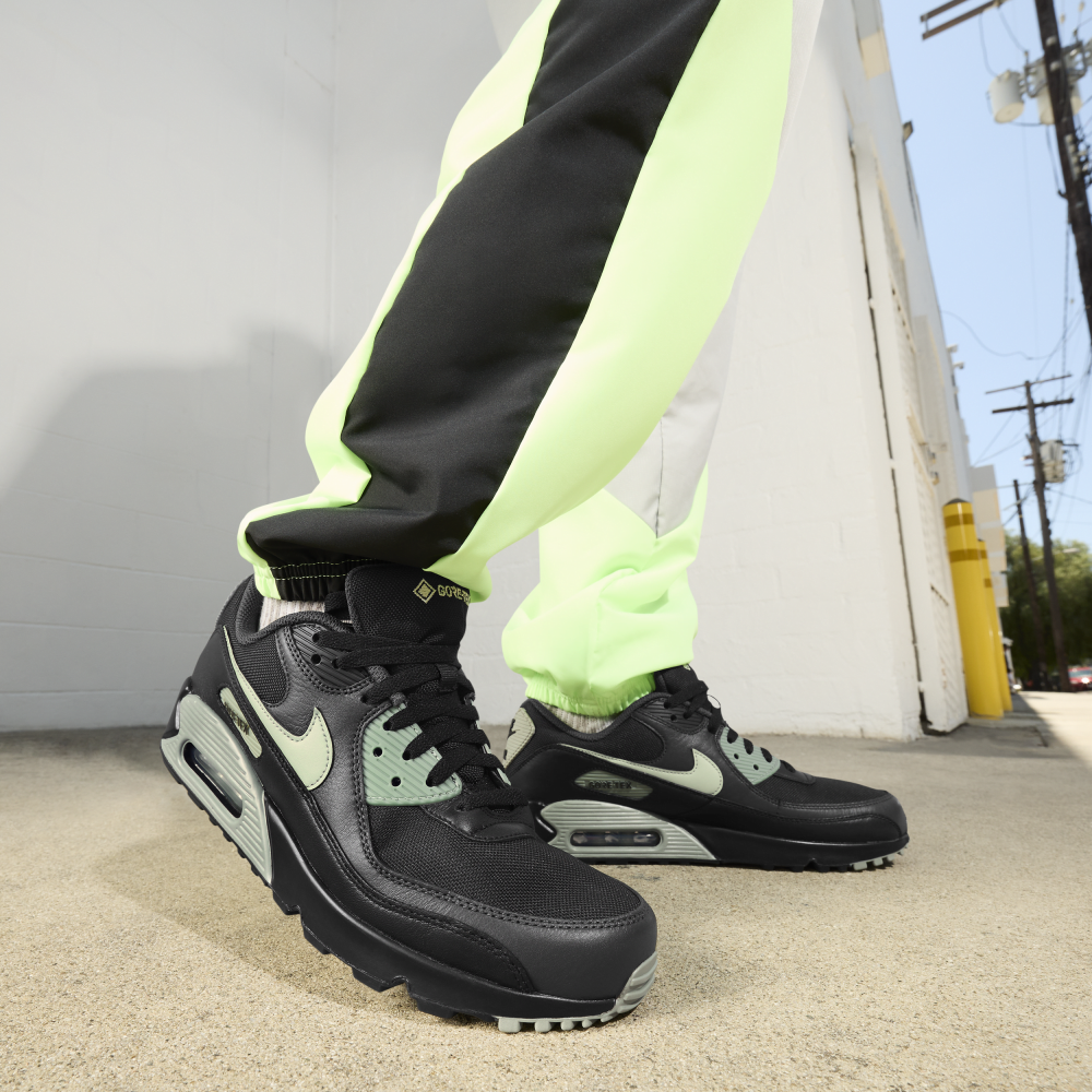 Nike Air Max 90 Gore Tex GTX FD5810-001 / schwarz
