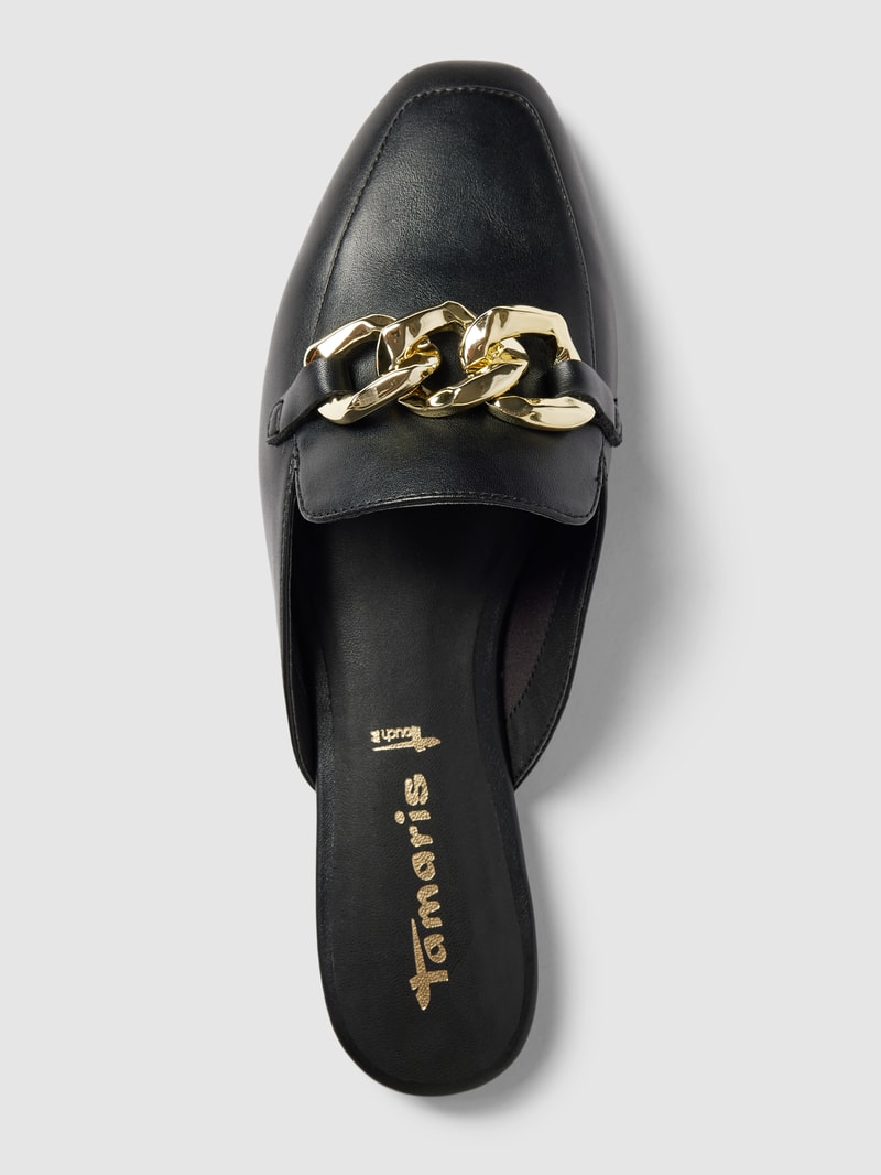 Pantoletten mit Zierkette in schwarz