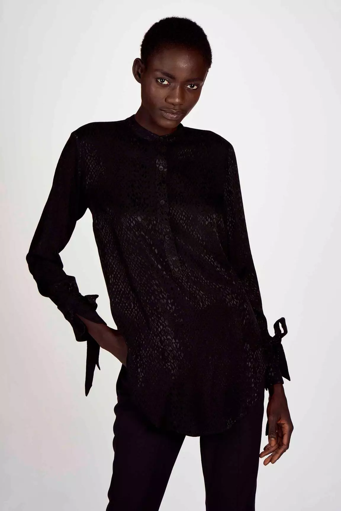 Astrid Black Label Blouses Femme couleur noir