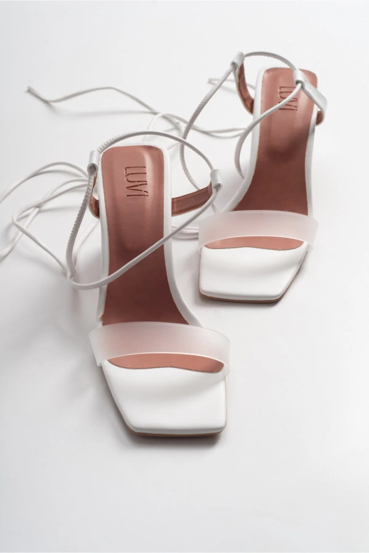 LuviShoes  Weiße High-Heel-Sandalen für Damen