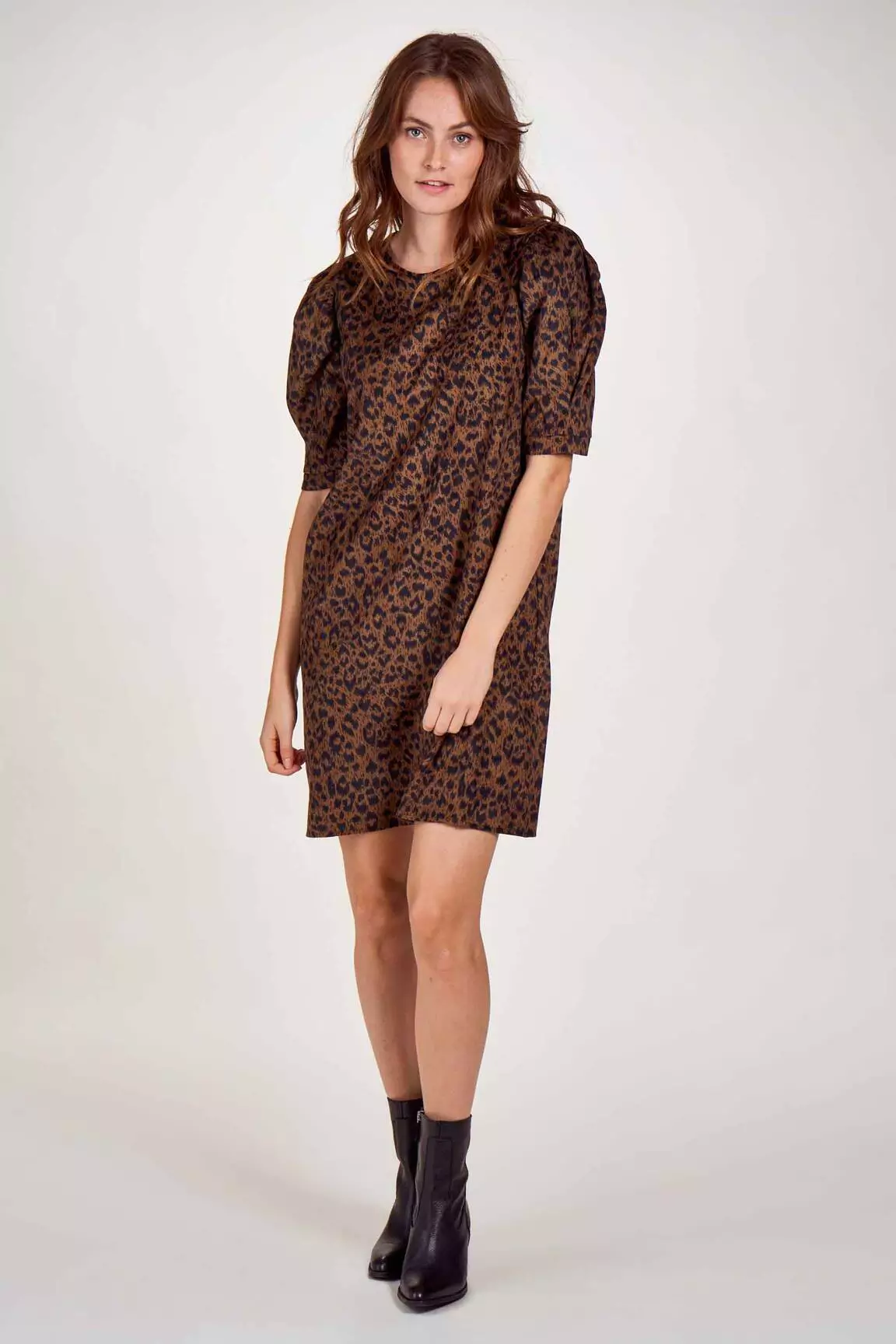 Molly Bracken Robes Courtes Femme couleur marron