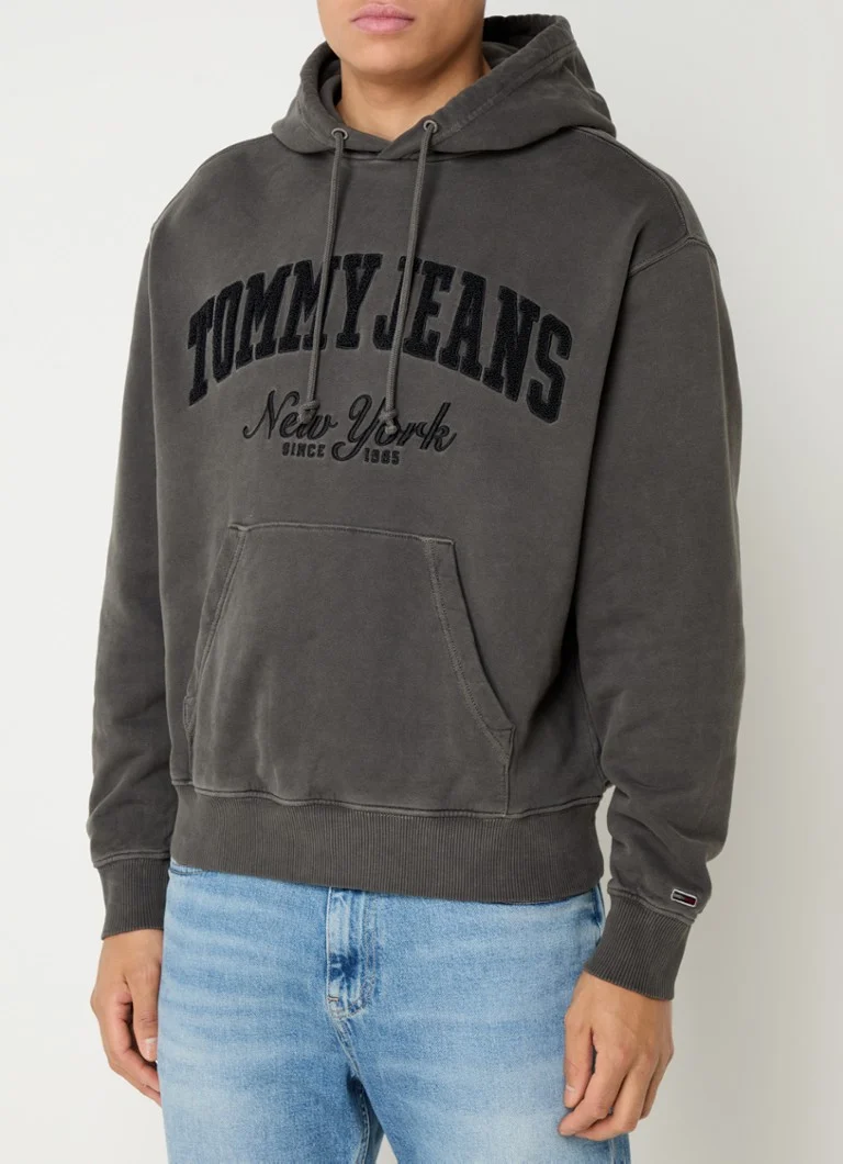 Mikina s kapucňou Tommy Hilfiger Vintage Varsity s výšivkou loga