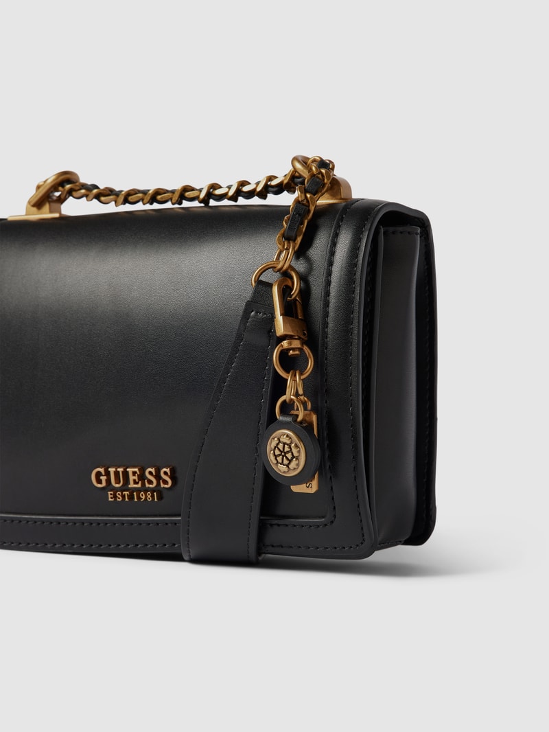 Handtasche mit Schulterriemen in metallic Modell  'ABEY' in schwarz