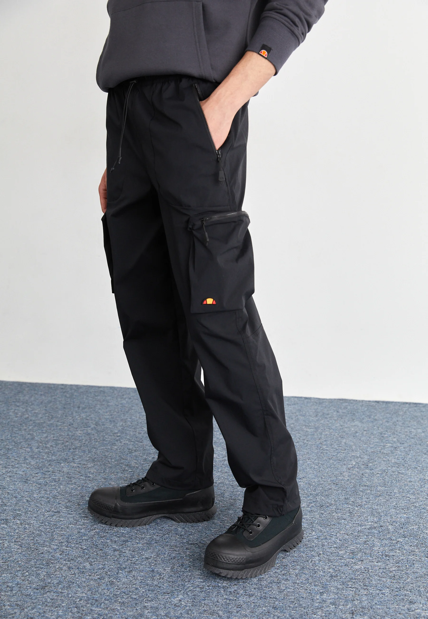 Ellesse SQUADRON PANT - Pantalones cargo