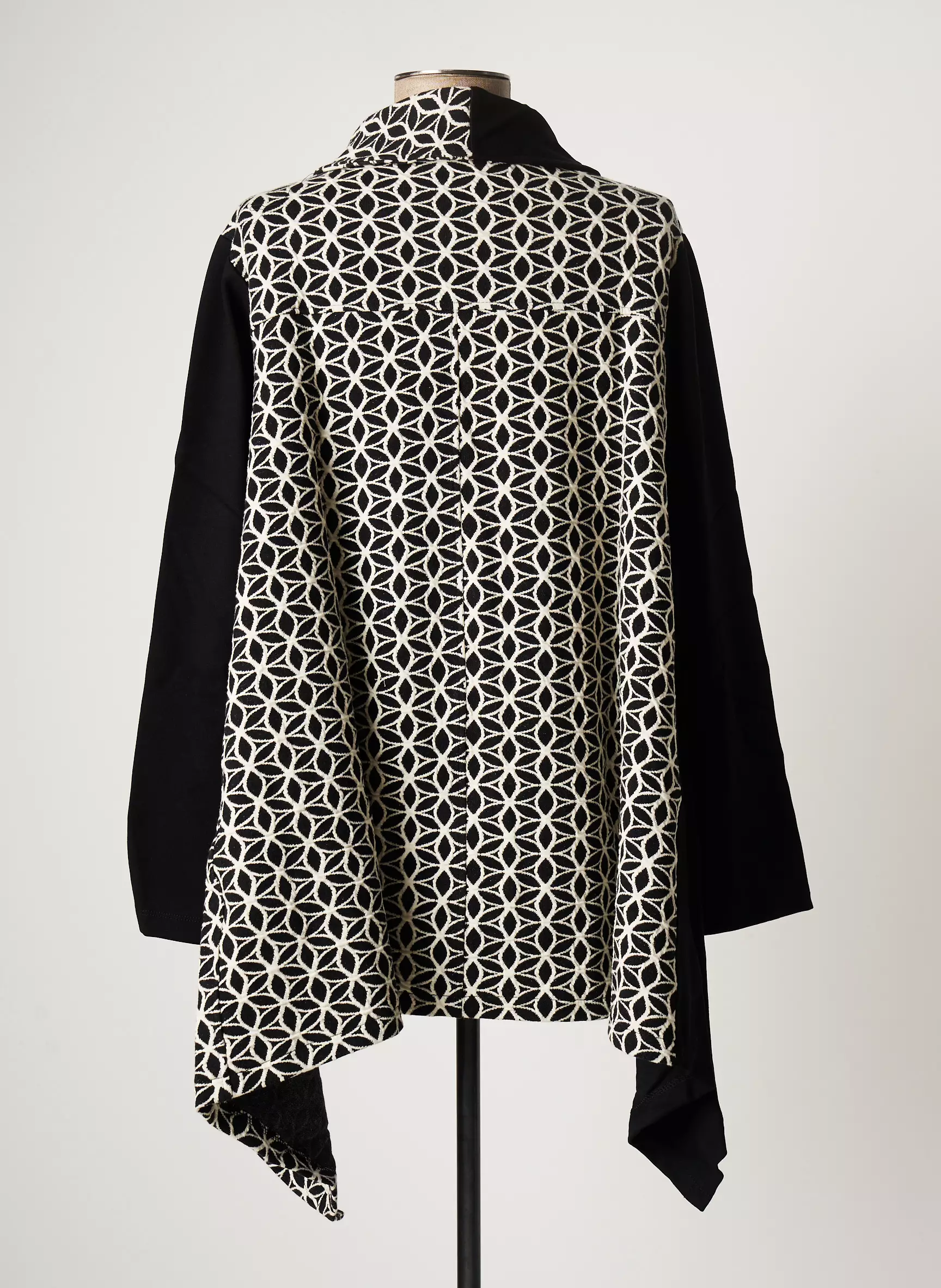 Maloka Vestecasual Femme couleur noir