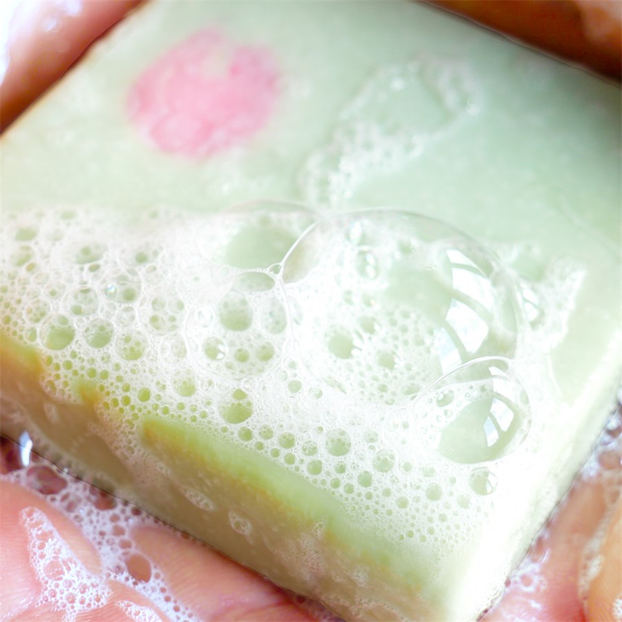 Straffende Dusch-Seife Sheabutter Limette