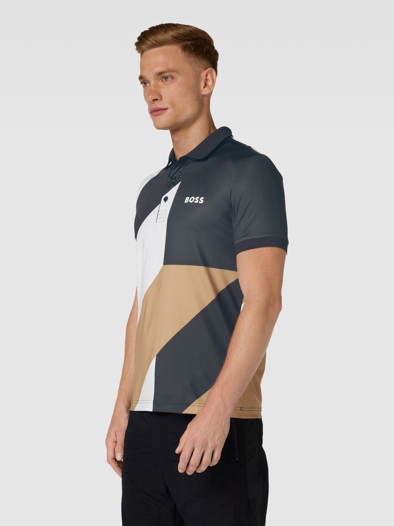 Slim Fit Poloshirt im Colour-Blocking-Design Modell 'Patteo' in schwarz