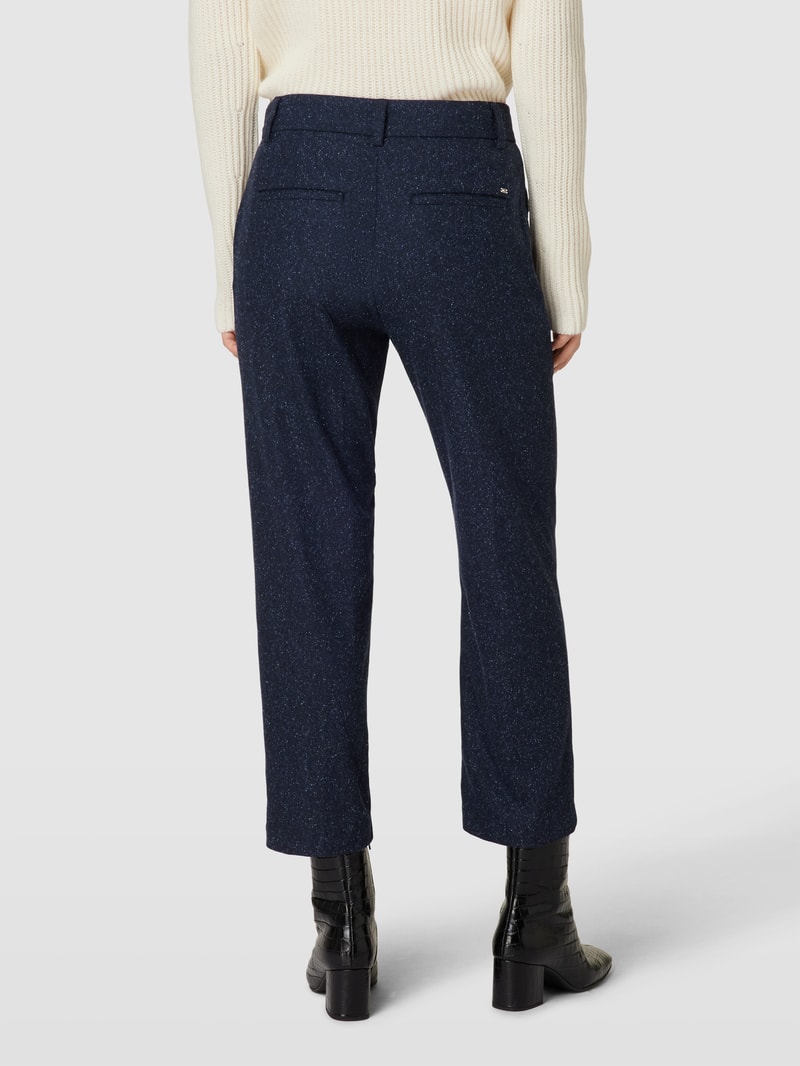 Stoffhose mit Gesäßtaschen in marineblau