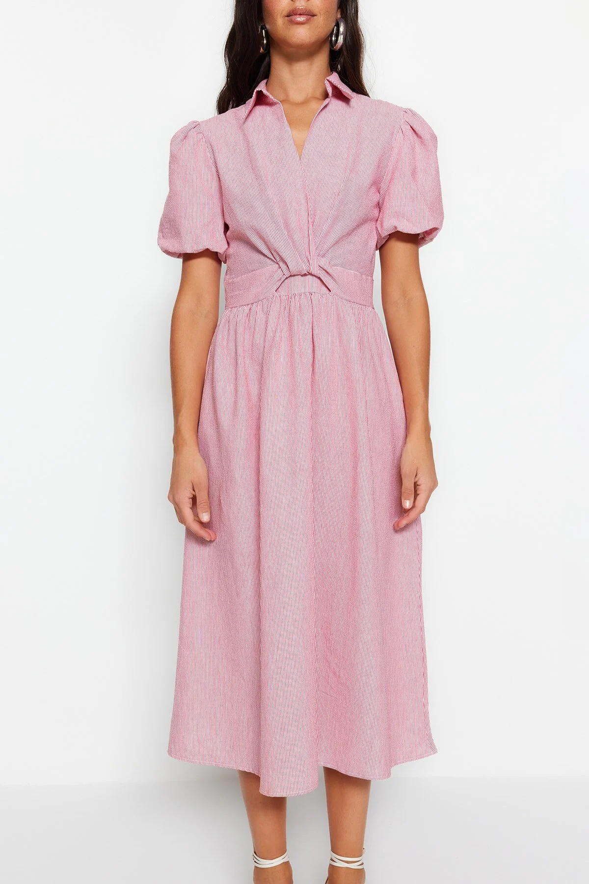 Trendyol Collection  Rosa gestreiftes gewebtes Kleid TWOSS23EL02233