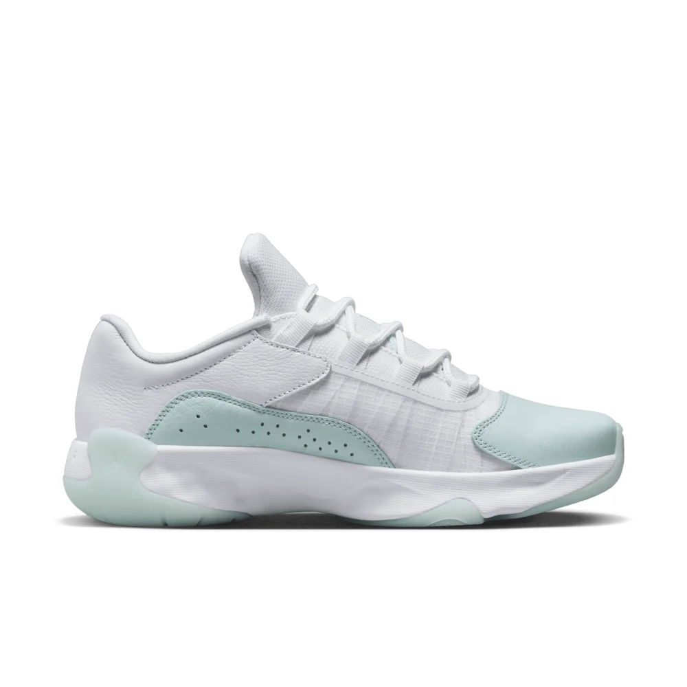 NIKE JORDAN Air 11 Low Jordan CMFT DV2629-100 / weiss