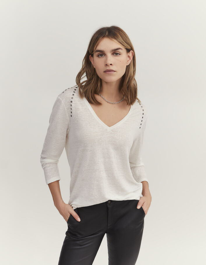 Tee-shirt blanc cassé en lin foil clous bijoux femme