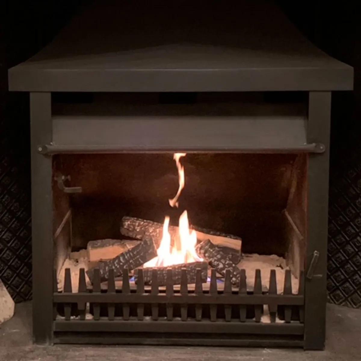 ScandiFlames Cocoon Fires Aeris Bioethanol Kamin Deckenmontage-Set, poliertes Kupfe