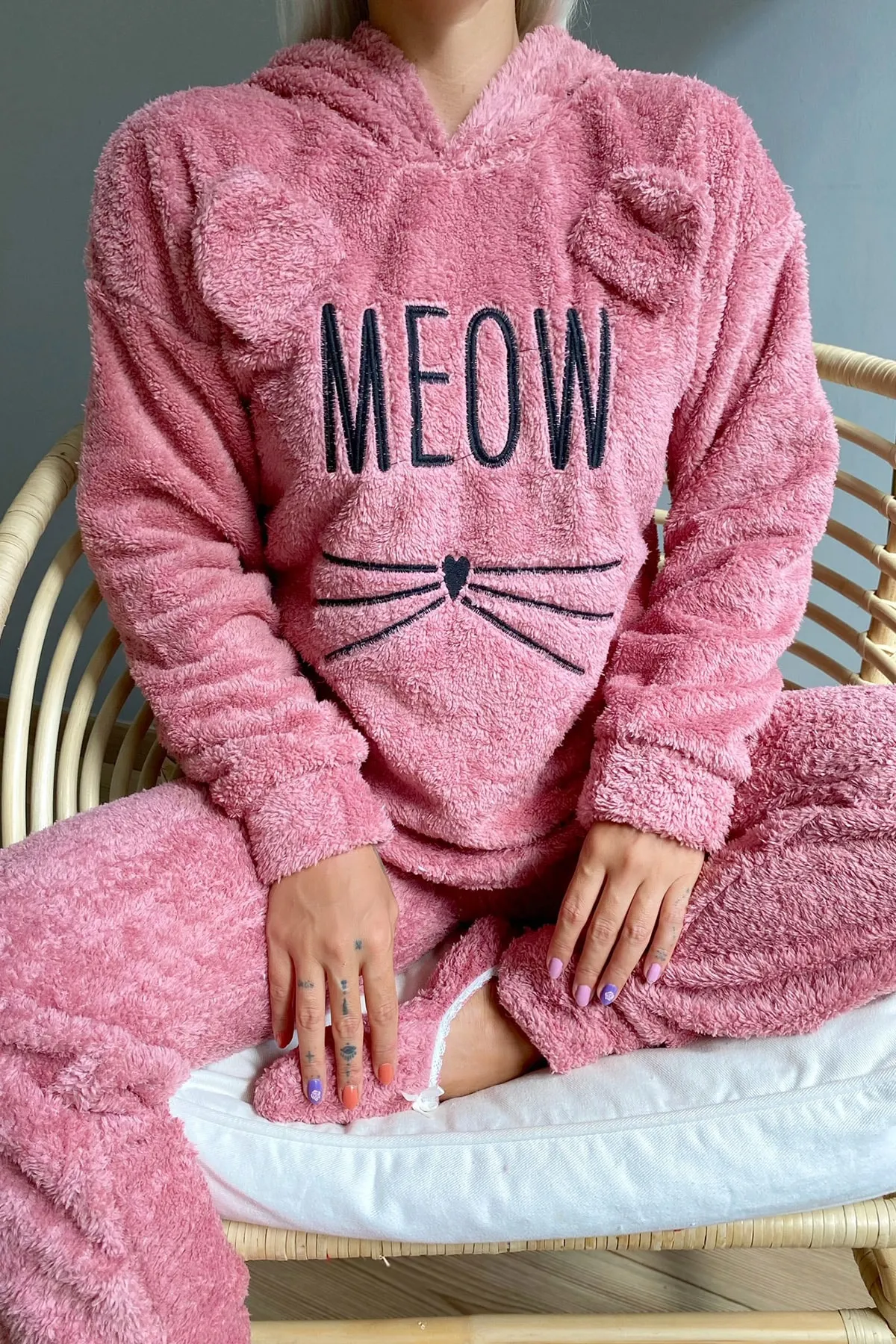 Pijamaevi  Rosa Meow gemustertes Vollplüsch-Pyjama-Set für Damen