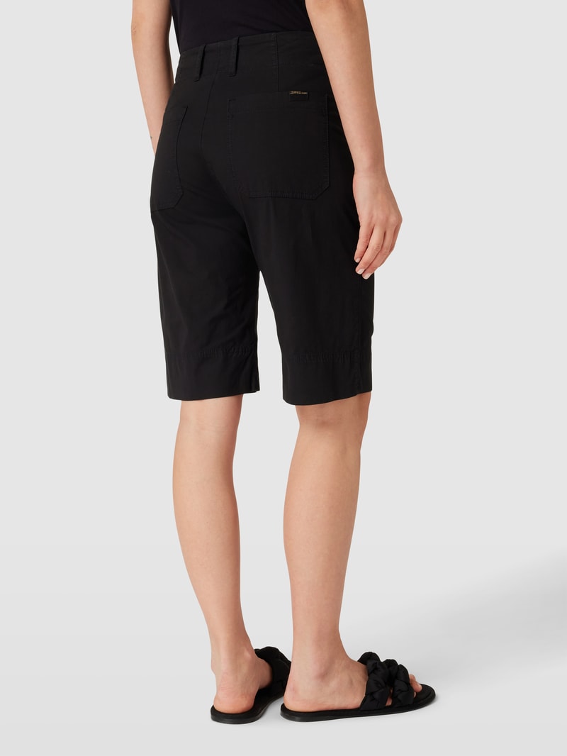 Bermudas mit seitlichen Eingrifftaschen Modell 'Lotta' in schwarz