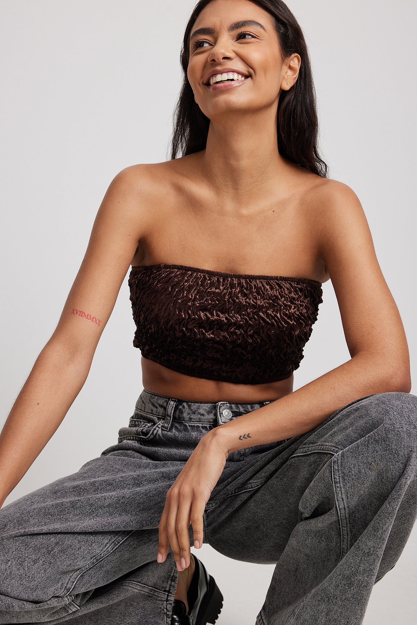 Bandeau-Top aus gesmoktem Samt
