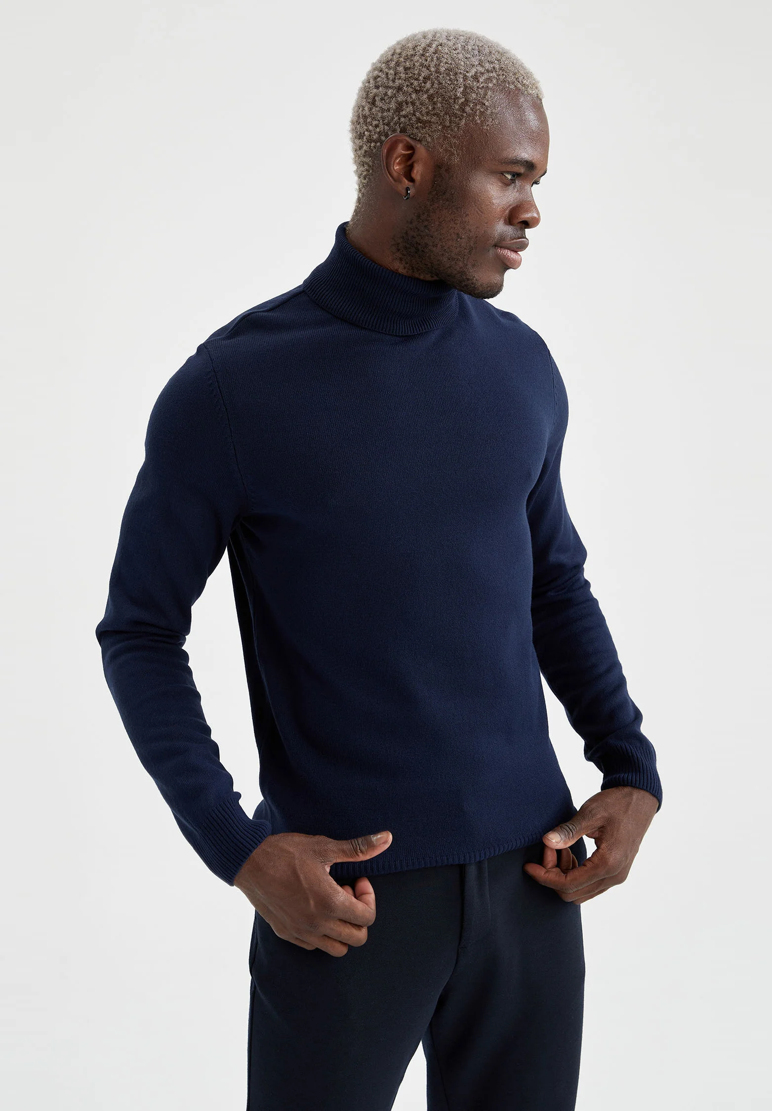 Suéter DeFacto SLIM FIT
