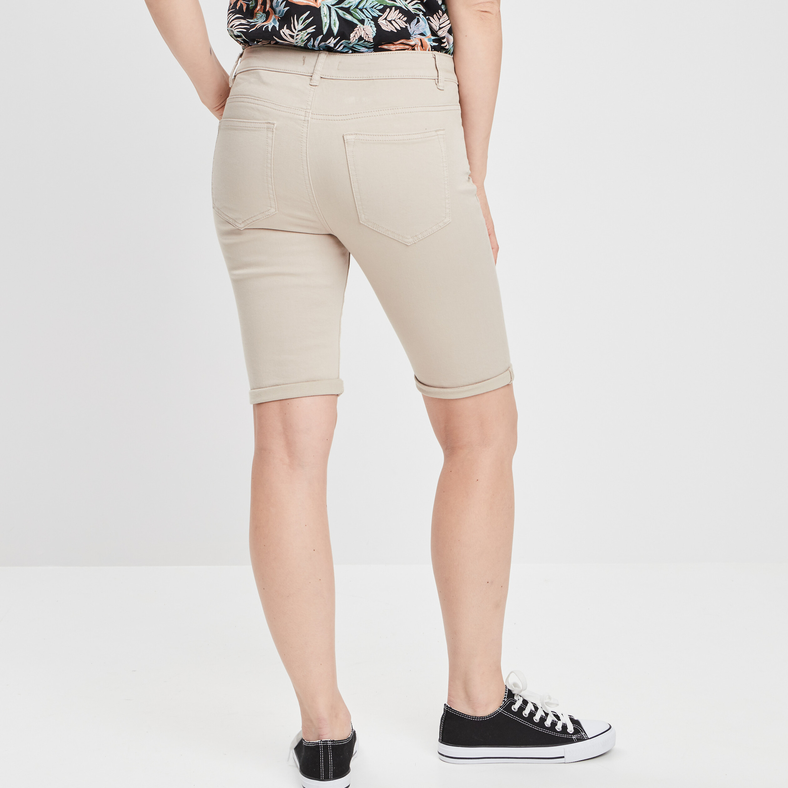 Bermuda slim beige femme | La Halle