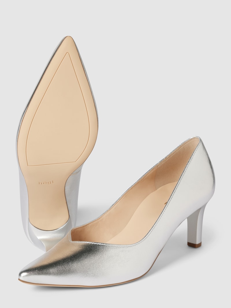 Pumps aus Leder mit Pfennigabsatz in silber