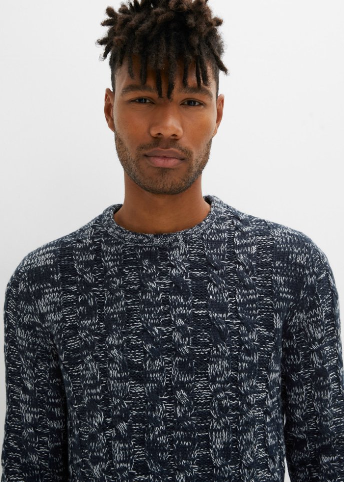 Pullover mit Zopfmuster