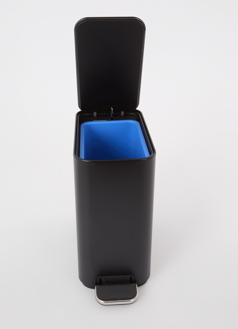 Simplehuman Slim Line trash can with lid 5 liters