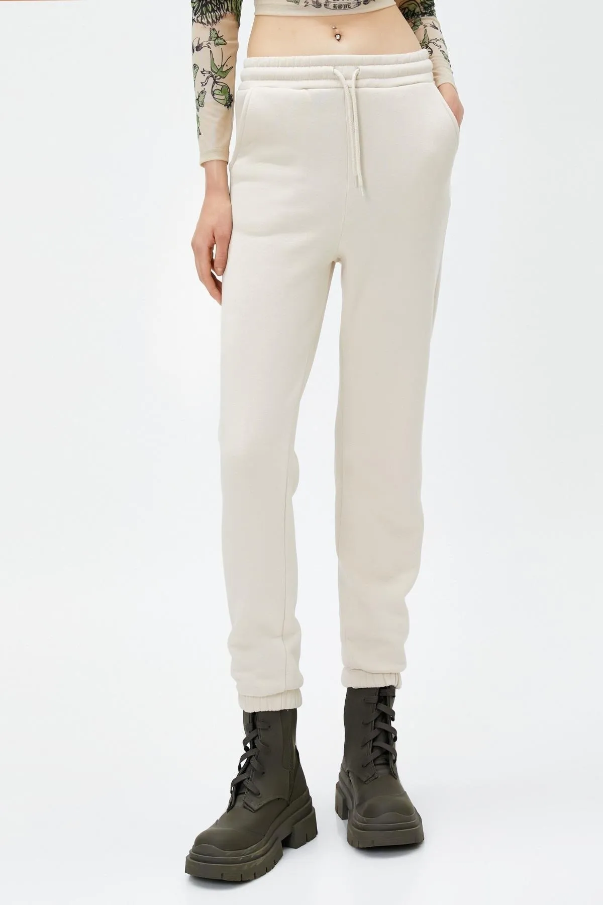 Koton  Damen-Jogginghose mit elastischem Bund, Schnürung und Taschendetail, Beige