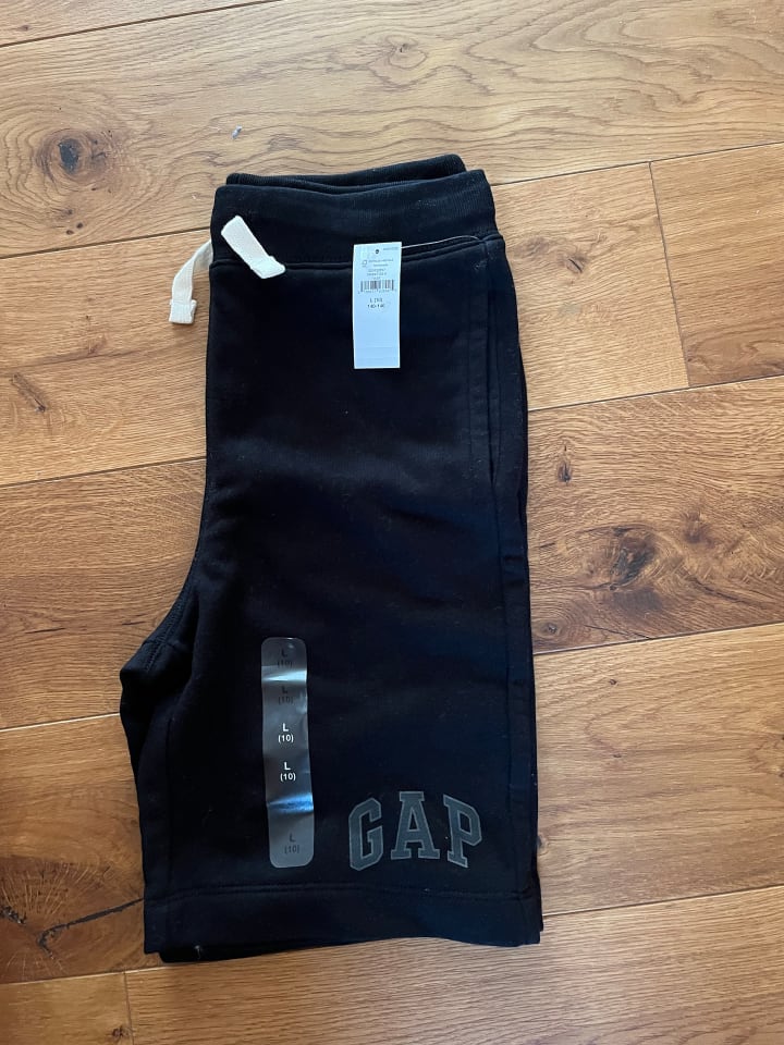 GAP Sweatshorts in Schwarz günstig kaufen 140/146