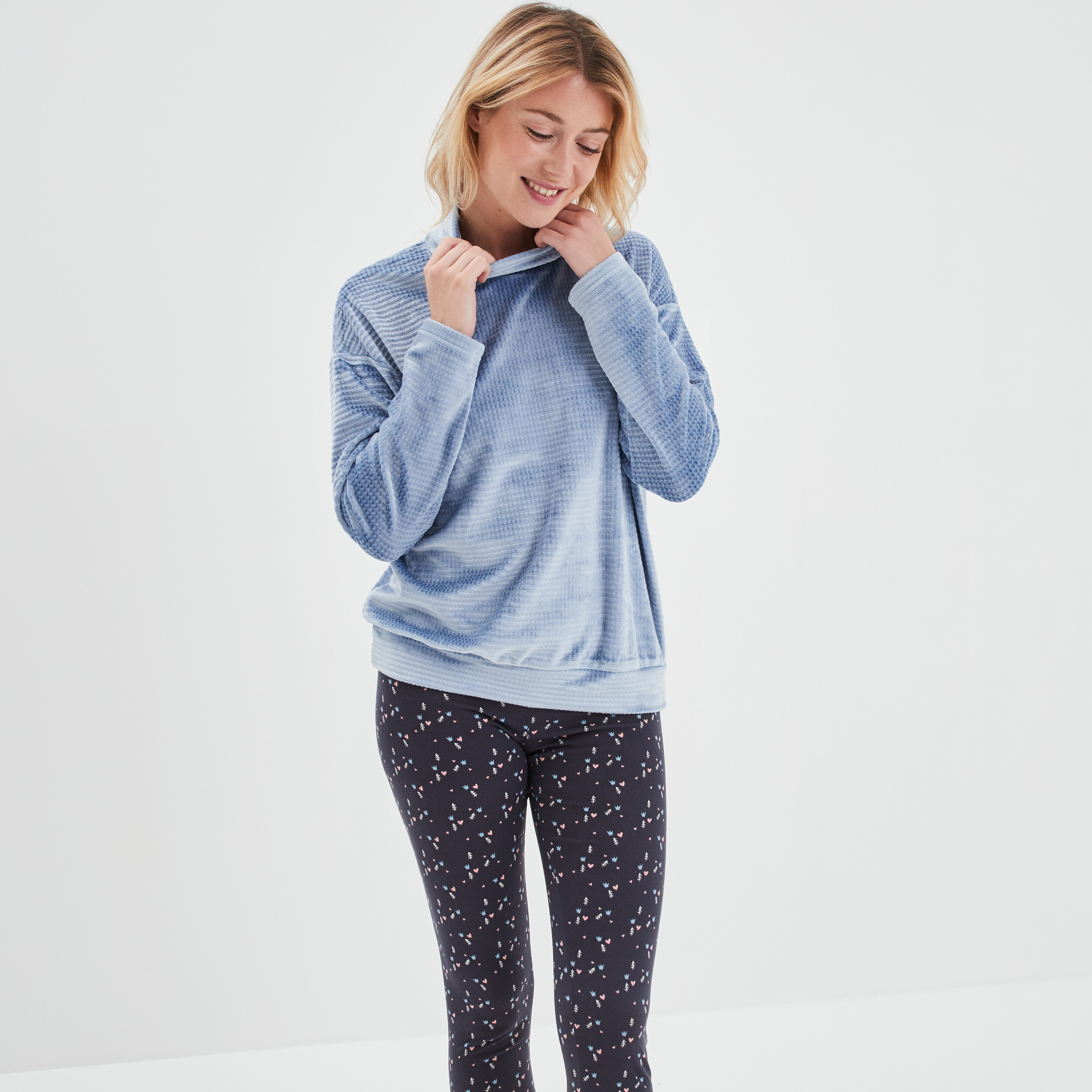 Ensemble pyjama legging et haut velours bleu marine femme | La Halle