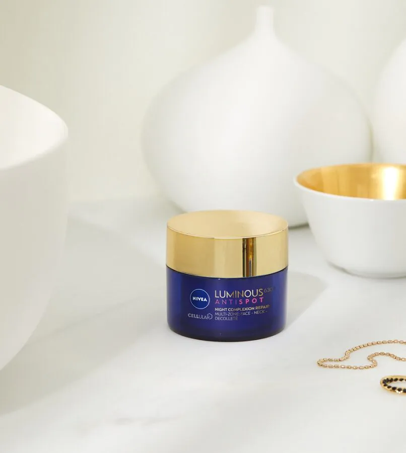 Nivea Visage Cellular Luminous noćna krema protiv tamnih fleka
