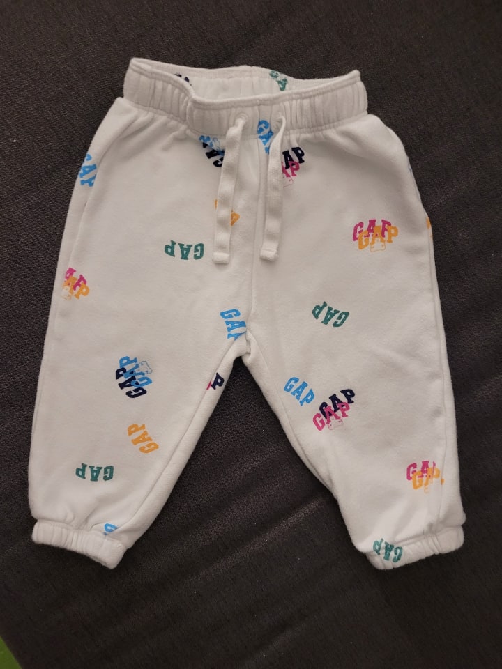 GAP Sweathose in Creme günstig kaufen 68/74