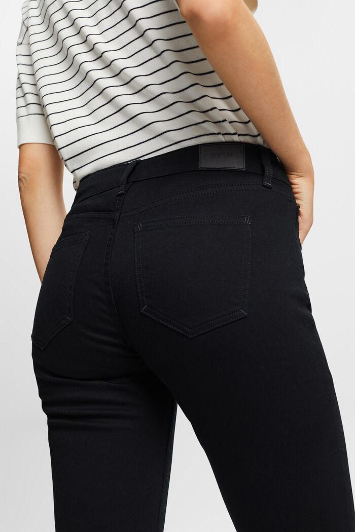 Mid-Rise-Stretchjeans in schmaler Passform