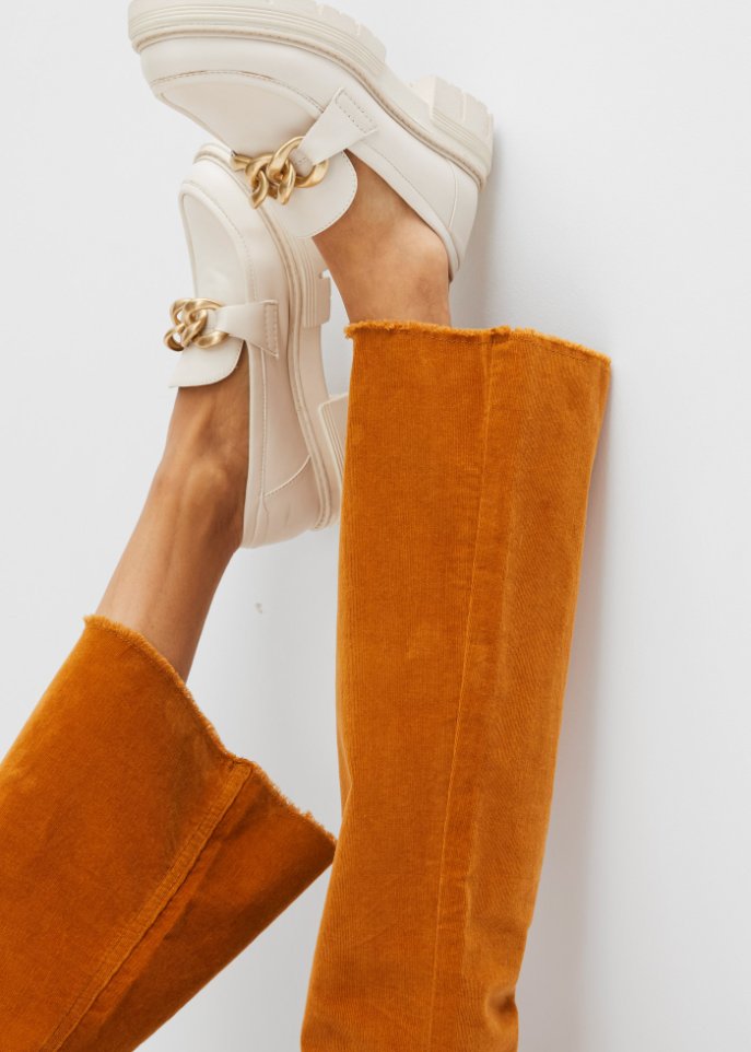 Bootcut Hose in Cord