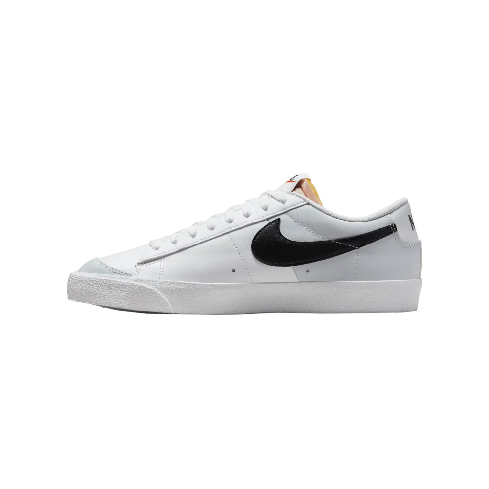 Nike Blazer LOW 77 DZ3480-100 / weiss
