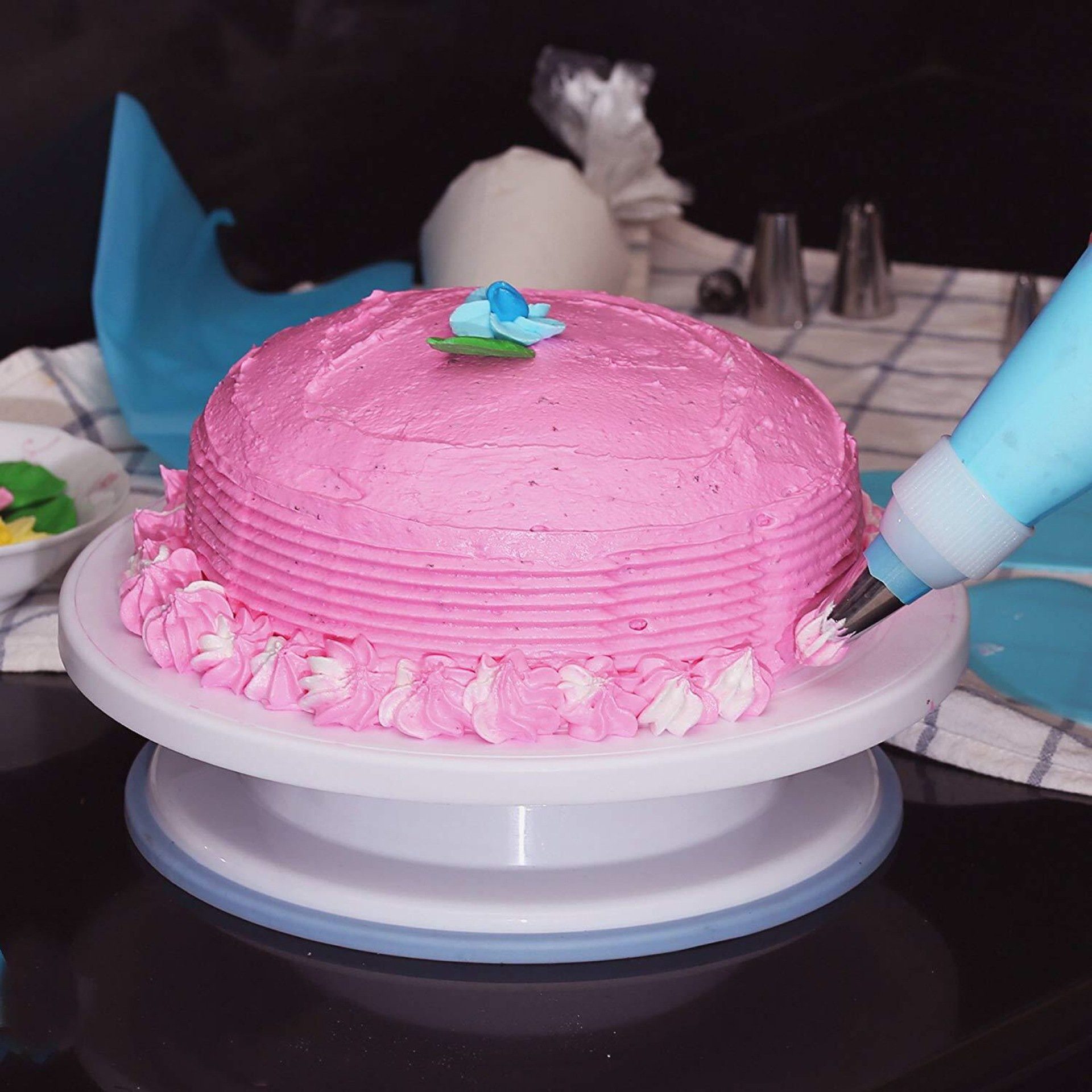 Dedom Brotbackform 72-teiliges Kuchendekorationsset,Gebäckbeutel, Zuckergussglätter, (72-tlg), Spritztüllen Kuppler, Blumenheber für Kuchendekoration, Backwerkzeuge