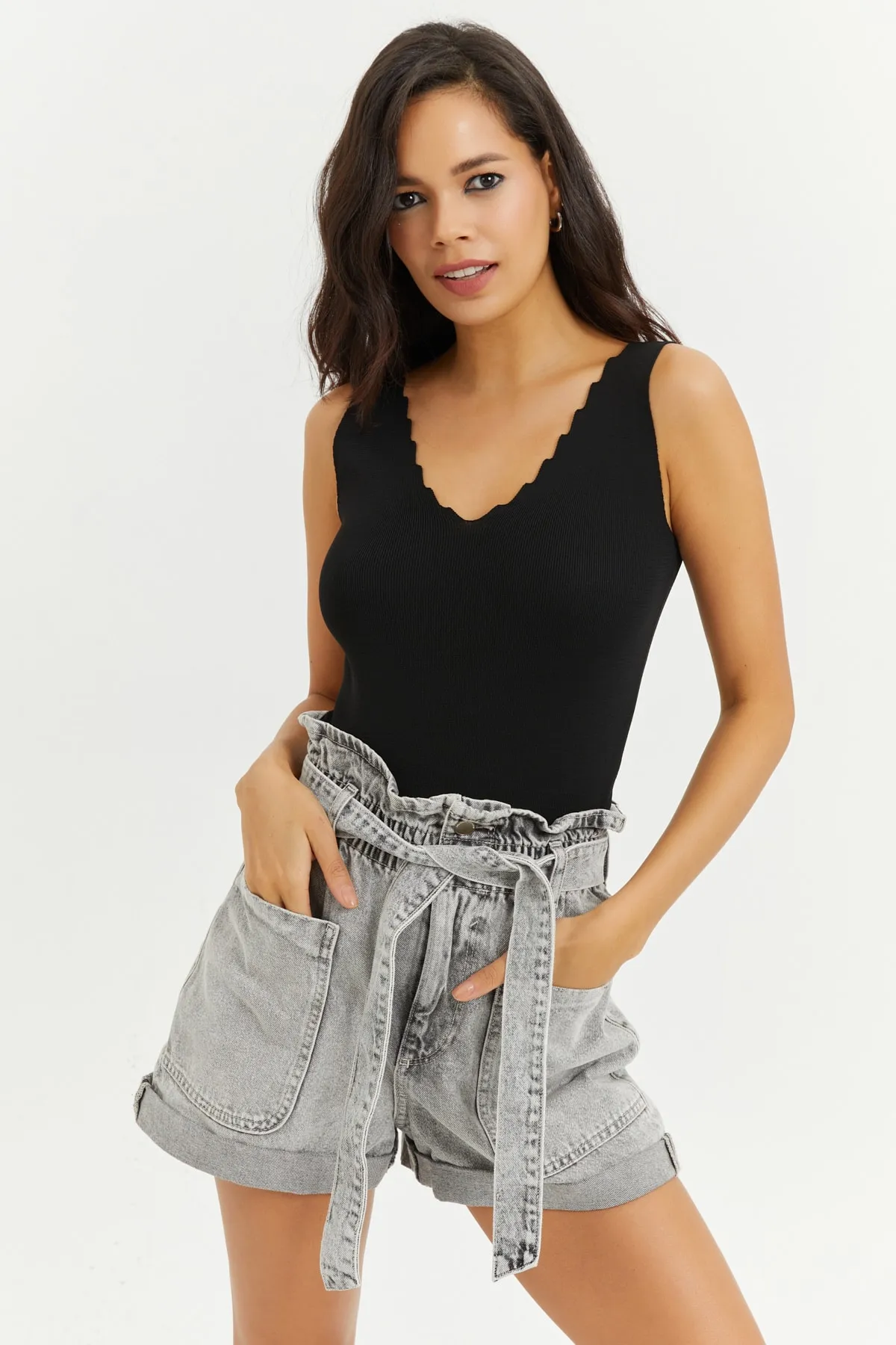 Cool & Sexy  Schwarze Strickbluse mit Leiterkragen für Damen YV83