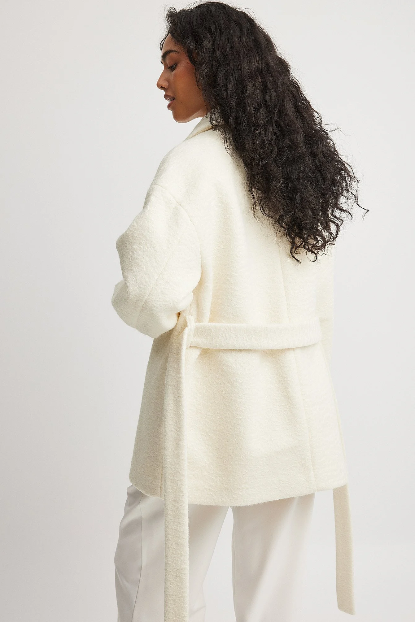 Strukturierte Jacke mit Gürtel