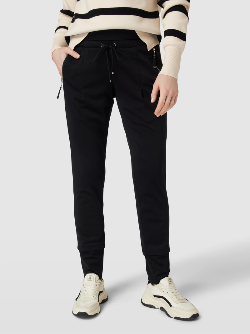 Jogpants mit seitlichen Reißverschlusstaschen Modell 'CANDY' in schwarz
