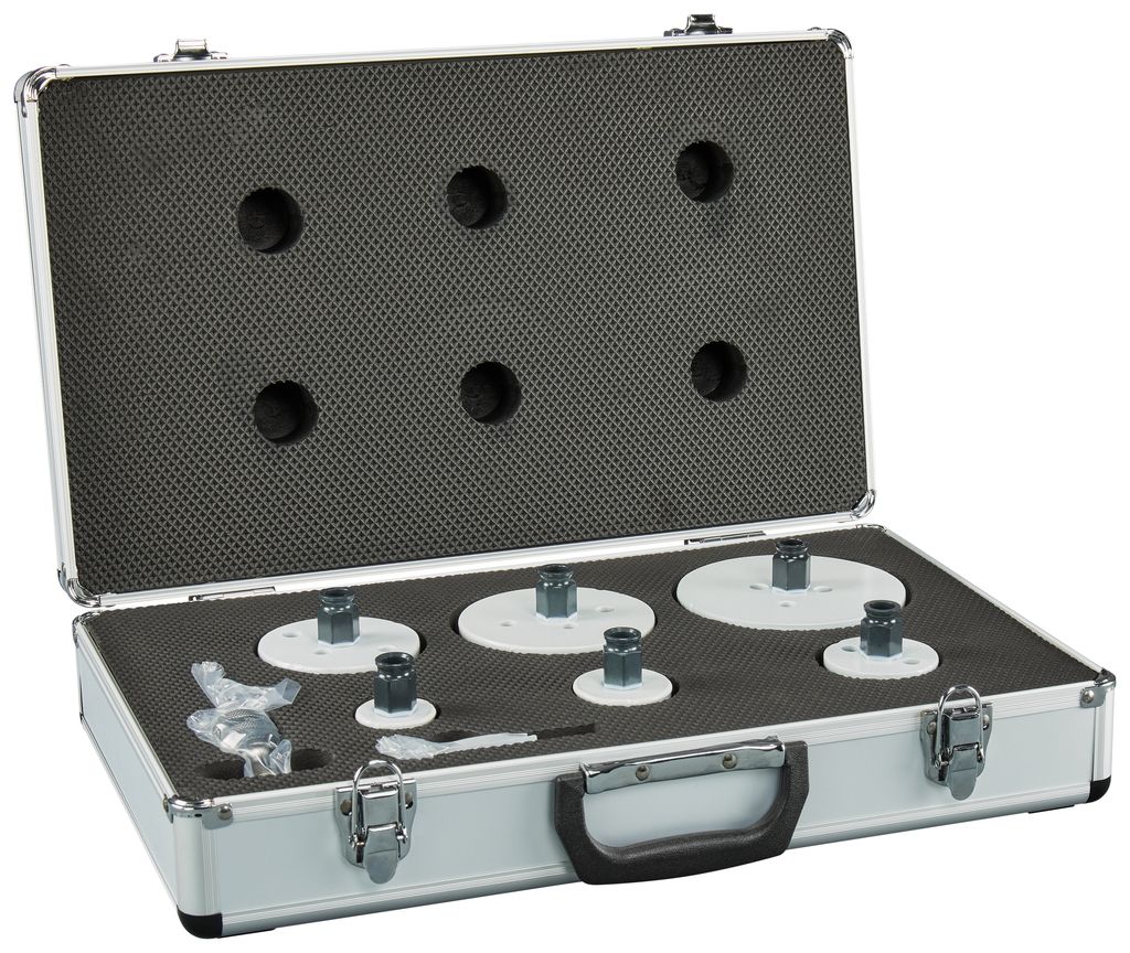 Conjunto de serras copo Makita E-15796 com 8 peças, tamanhos 35, 44, 54, 76, 95 e 114 mm, para madeira/metal, sistema Ezychange, em estojo.