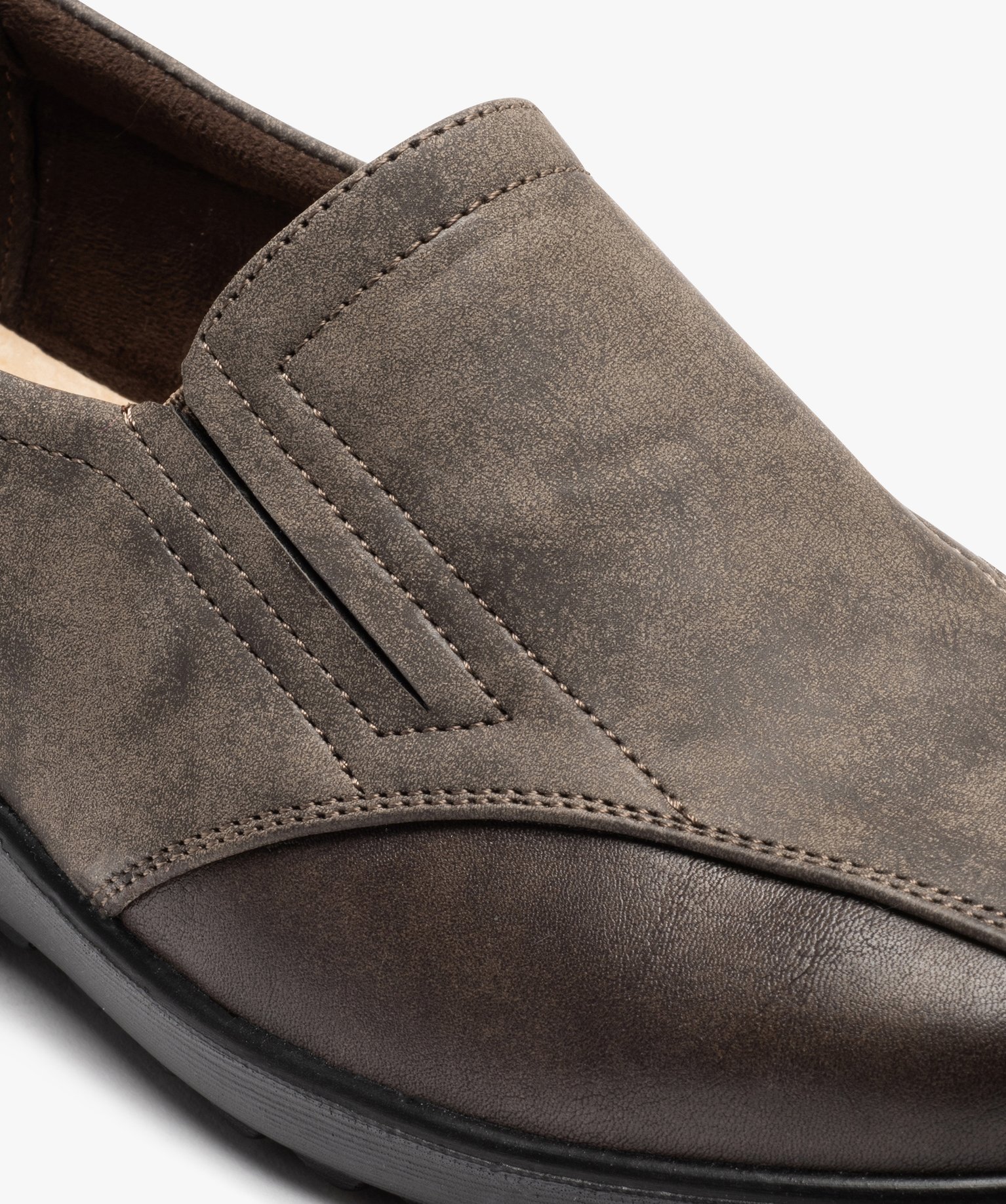 Mocassin confort bi-matières avec semelle compensée femme taupe | GEMO