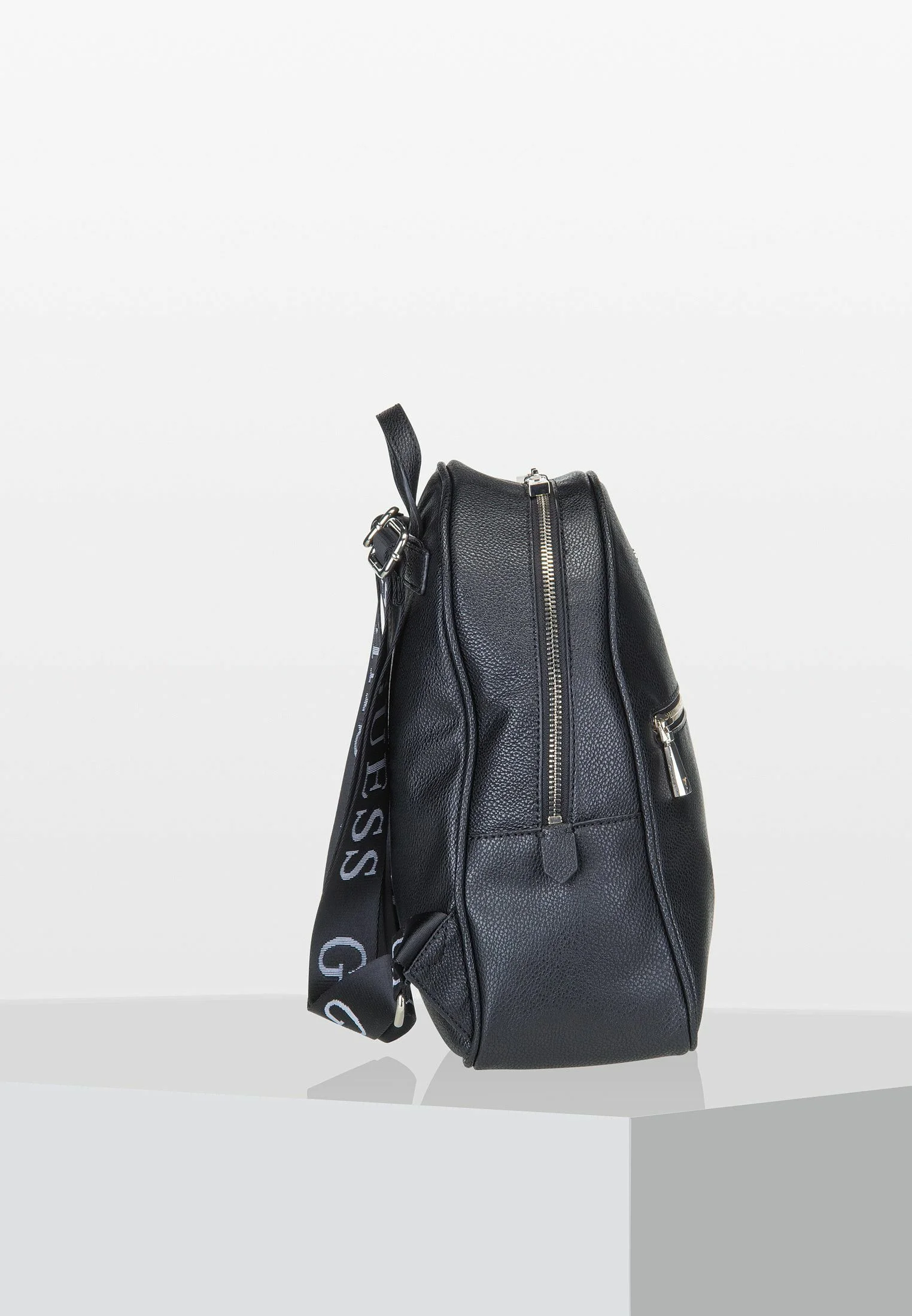 Guess VIKKY- Mochila