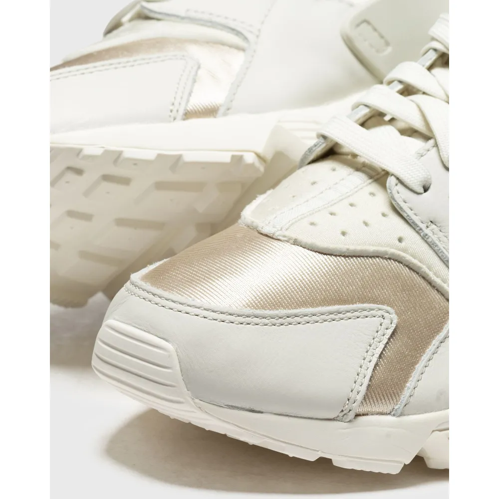 Nike Air Wmns Huarache DQ0916-001 / grau