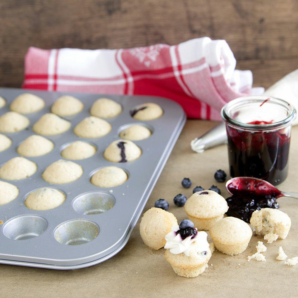 STÄDTER Muffinform We Love Baking Konfekt