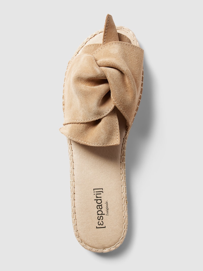 Pantolette mit Knoten-Detail in camel