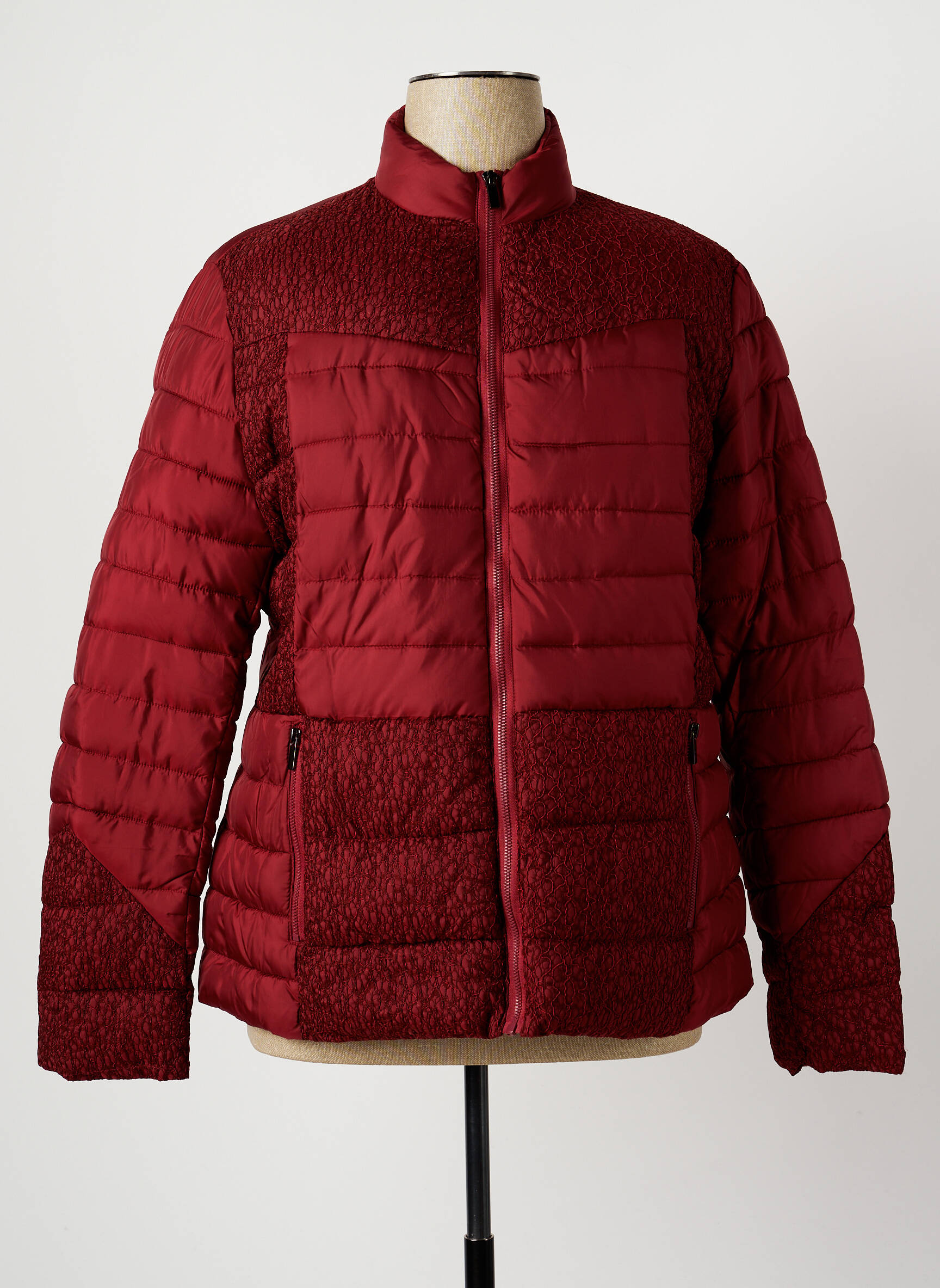 Quatre Vingt Jours Doudounes Femme couleur rouge